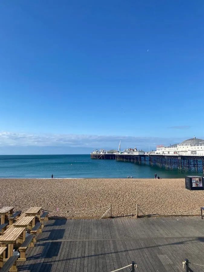Crow'S Nest Apartment Brighton